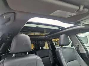 Toyota Highlander Limited 4dr SUV AWD (3.5L 6cyl 6A) 2015 White