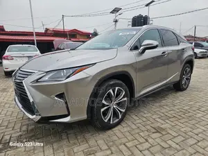Lexus RX 350 FWD 2017 Gold