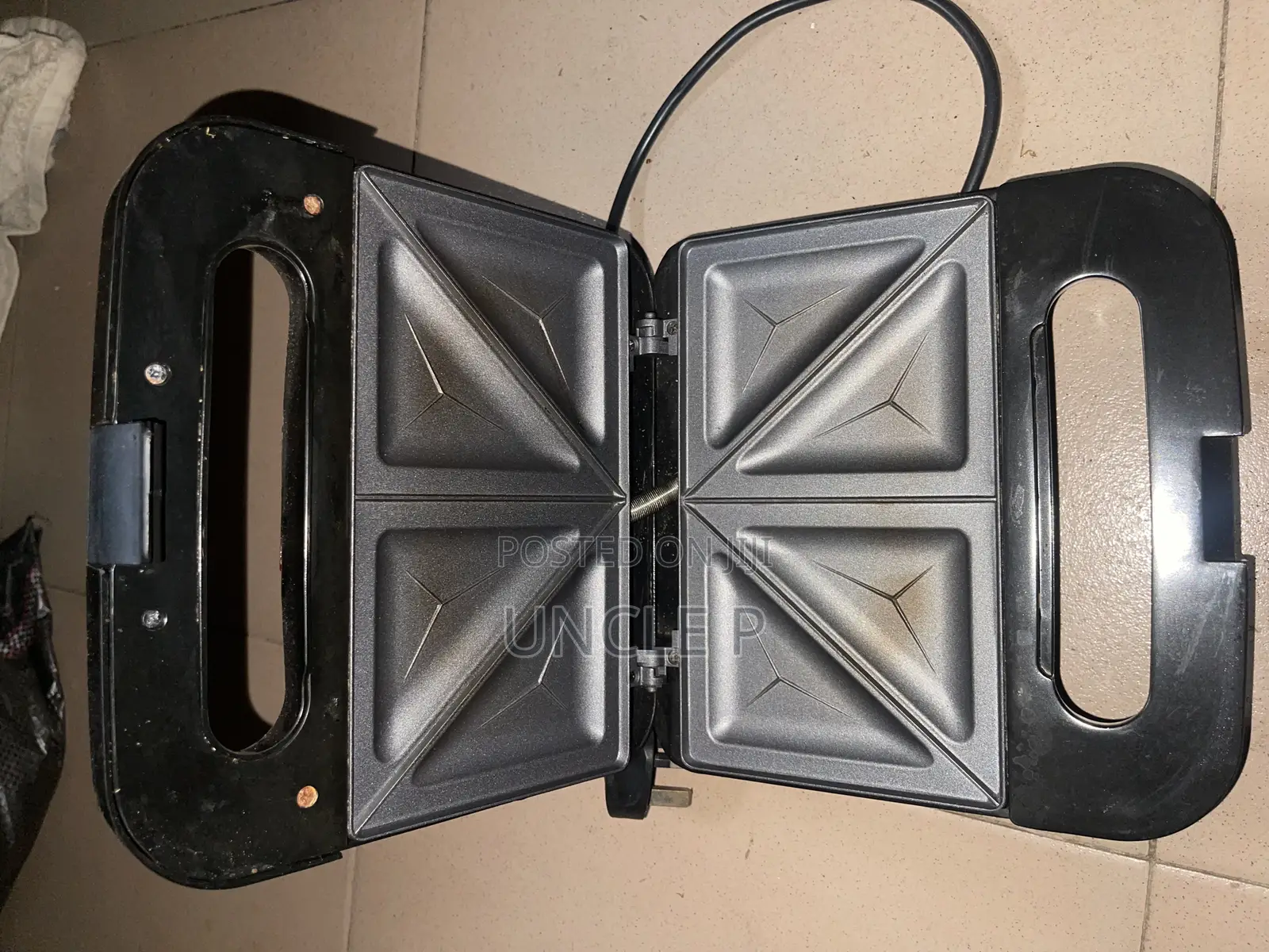 Binatone Sandwich Maker