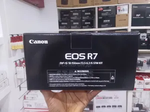 Canon Eos R7 With 18-150mm