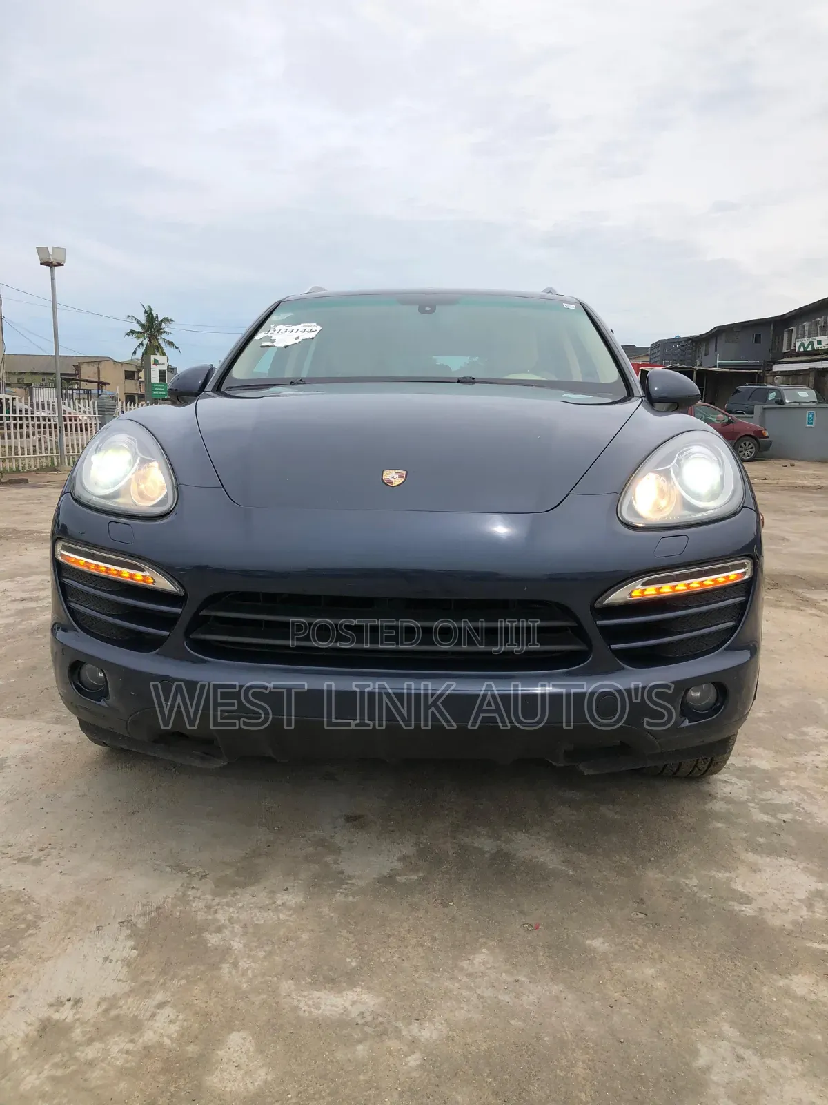 Porsche Cayenne 2013 Blue