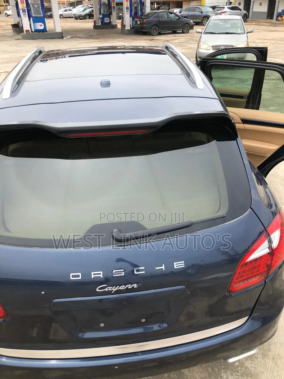 Porsche Cayenne 2013 Blue