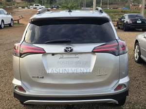 Toyota RAV4 2014 Silver