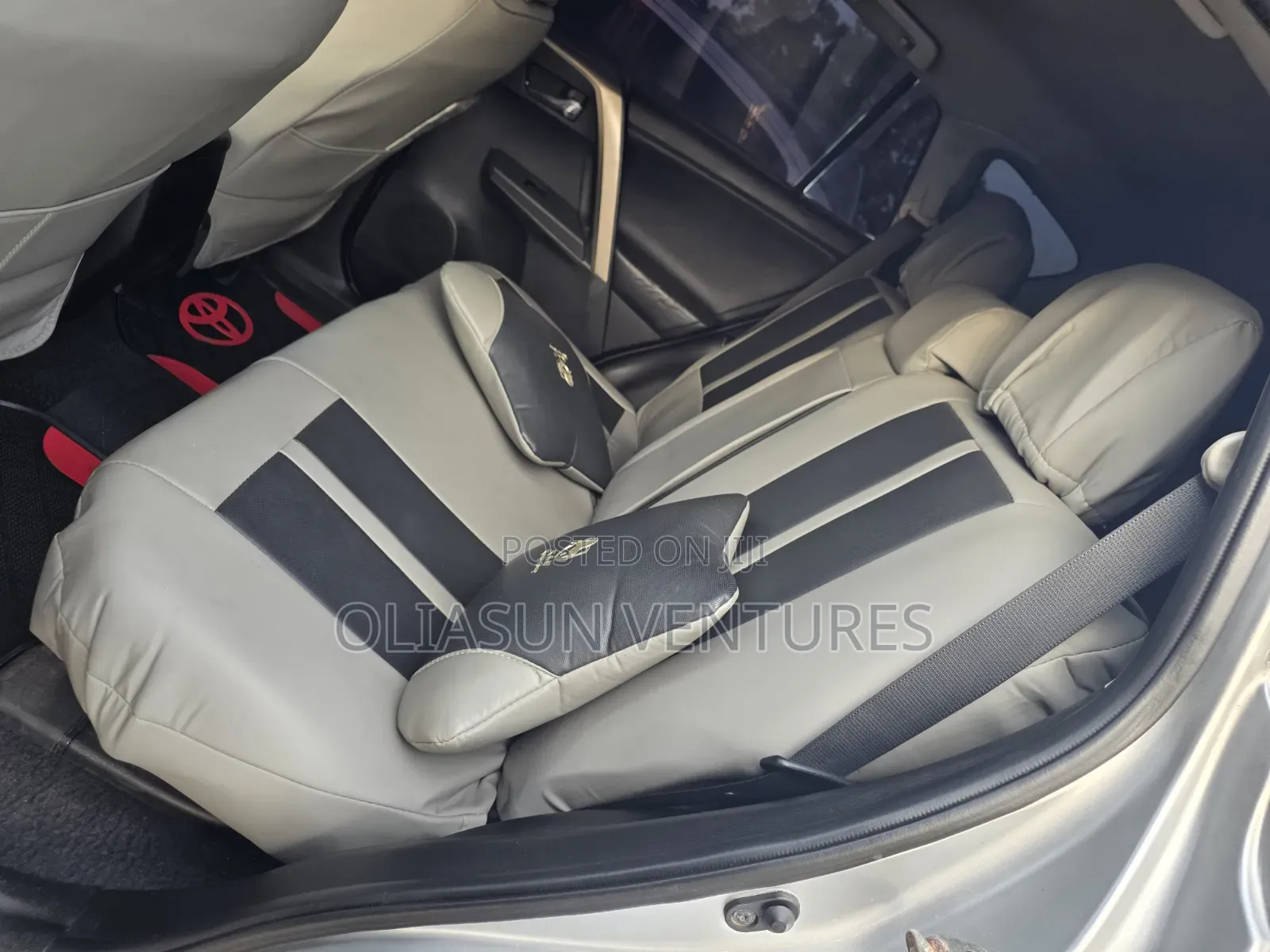 Toyota RAV4 2014 Silver