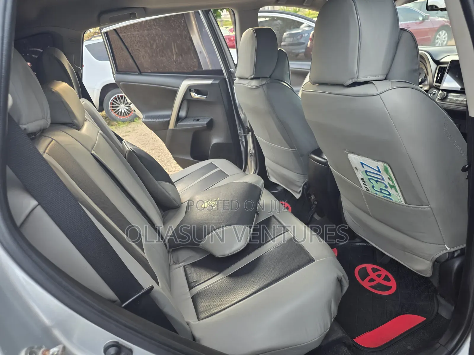 Toyota RAV4 2014 Silver