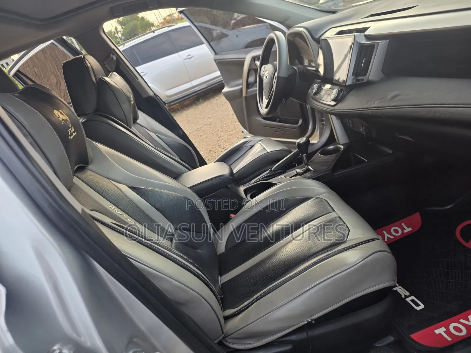 Toyota RAV4 2014 Silver