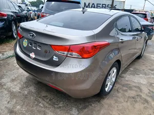 Hyundai Elantra Limited 2011 Gray