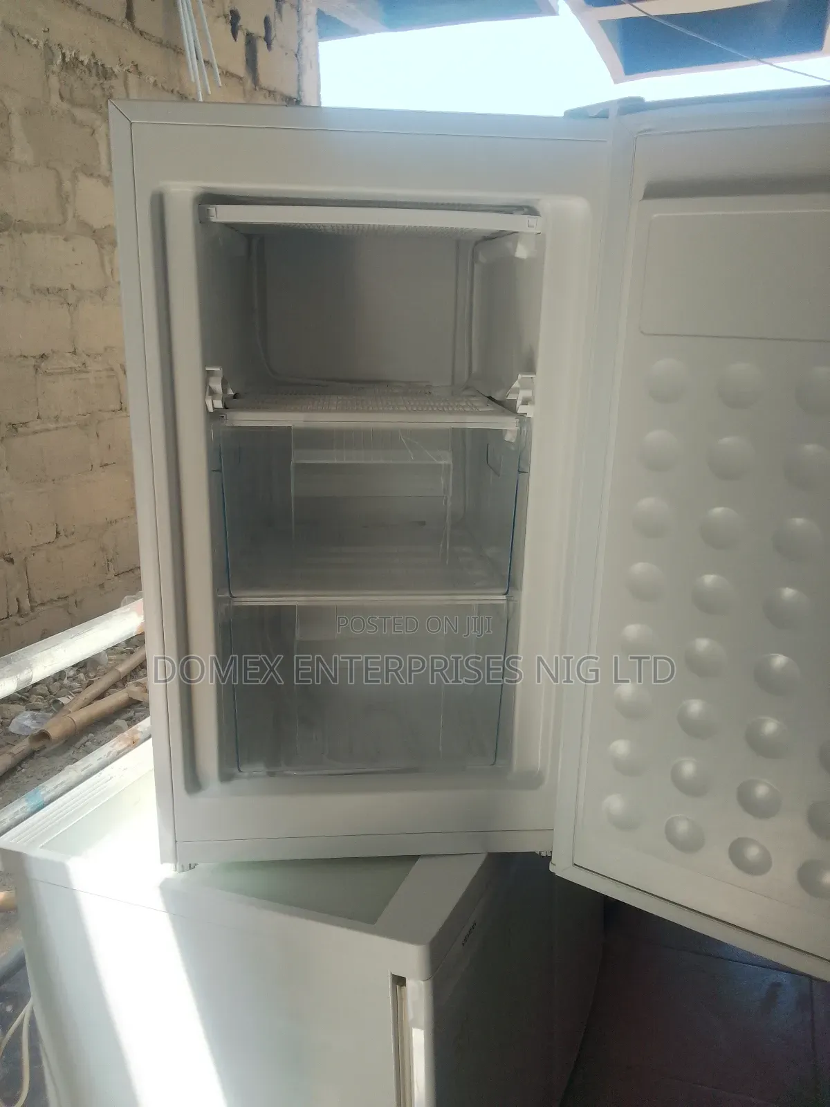 Table Top Freezer for Block