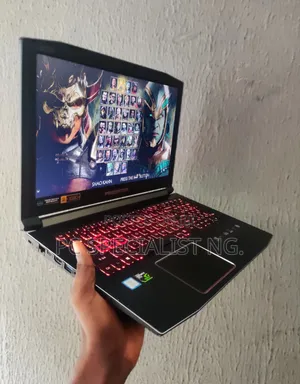 Laptop Acer Predator Helios 300 16GB Intel Core i7 HDD+SSD 1T