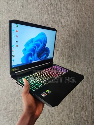 Laptop Acer Nitro 5 16GB AMD Ryzen 7 SSD 512GB