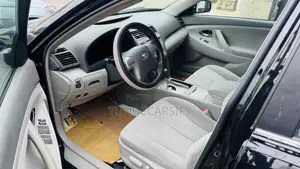 Toyota Camry Base 4dr Sedan (2.5L 4cyl 6M) 2010 Black