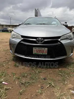 Toyota Camry XSE 4dr Sedan (2.5L 4cyl 6A) 2015 Silver
