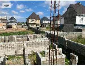 4bdrm Townhouse/Terrace in Sabon Lugbe for sale