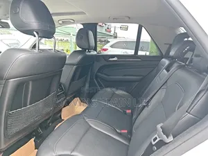 Mercedes-Benz M Class ML350 4dr SUV (3.5L 6cyl 7A) 2014 White