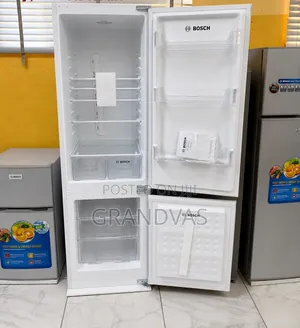 Premium Bosch Built-in Cabinet Fridge / Freezer