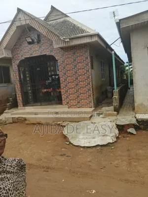 2bdrm Bungalow in Ishefun Ayobo for sale