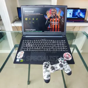 Laptop Clevo P17SM 16GB Intel Core i7 HDD+SSD 1T