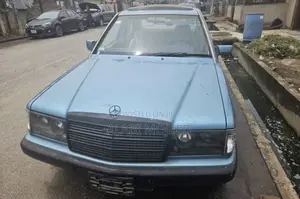Mercedes-Benz 190E 1994 Blue