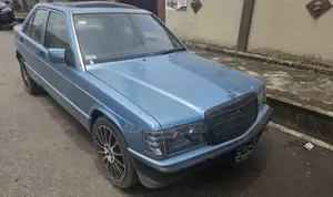 Mercedes-Benz 190E 1994 Blue