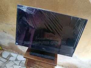 Desktop Computer Dell OptiPlex 5260 8GB Intel Core i5 SSD 256GB