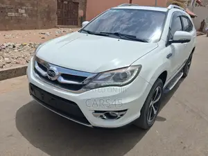 BYD E5 2016 White