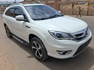 BYD E5 2016 White