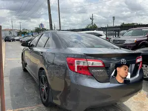 Toyota Camry L 4dr Sedan (2.5L 4cyl 6A) 2014 Gray