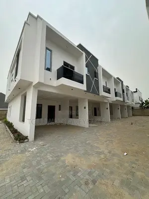 4bdrm House in Ajah, Lekki, Abraham Adesanya Estate for sale