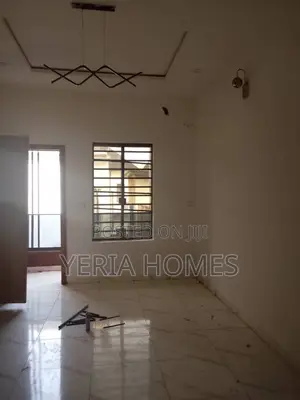 3bdrm Apartment in Ikota Gra for sale