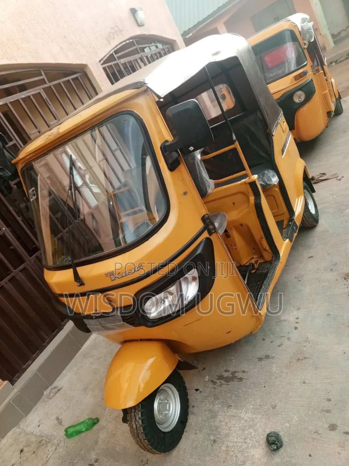 TVS King Deluxe Plus iTouch Start 2021 Yellow