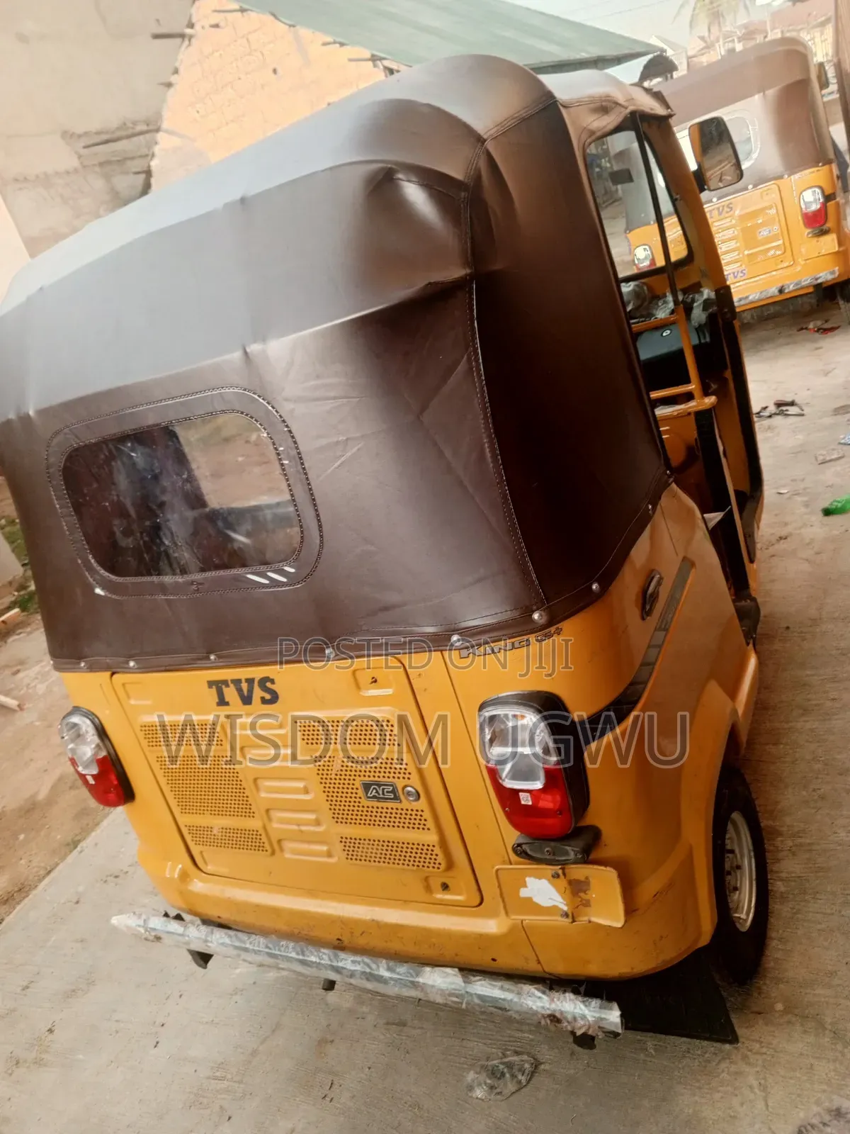 TVS King Deluxe Plus iTouch Start 2021 Yellow