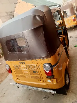 TVS King Deluxe Plus iTouch Start 2021 Yellow