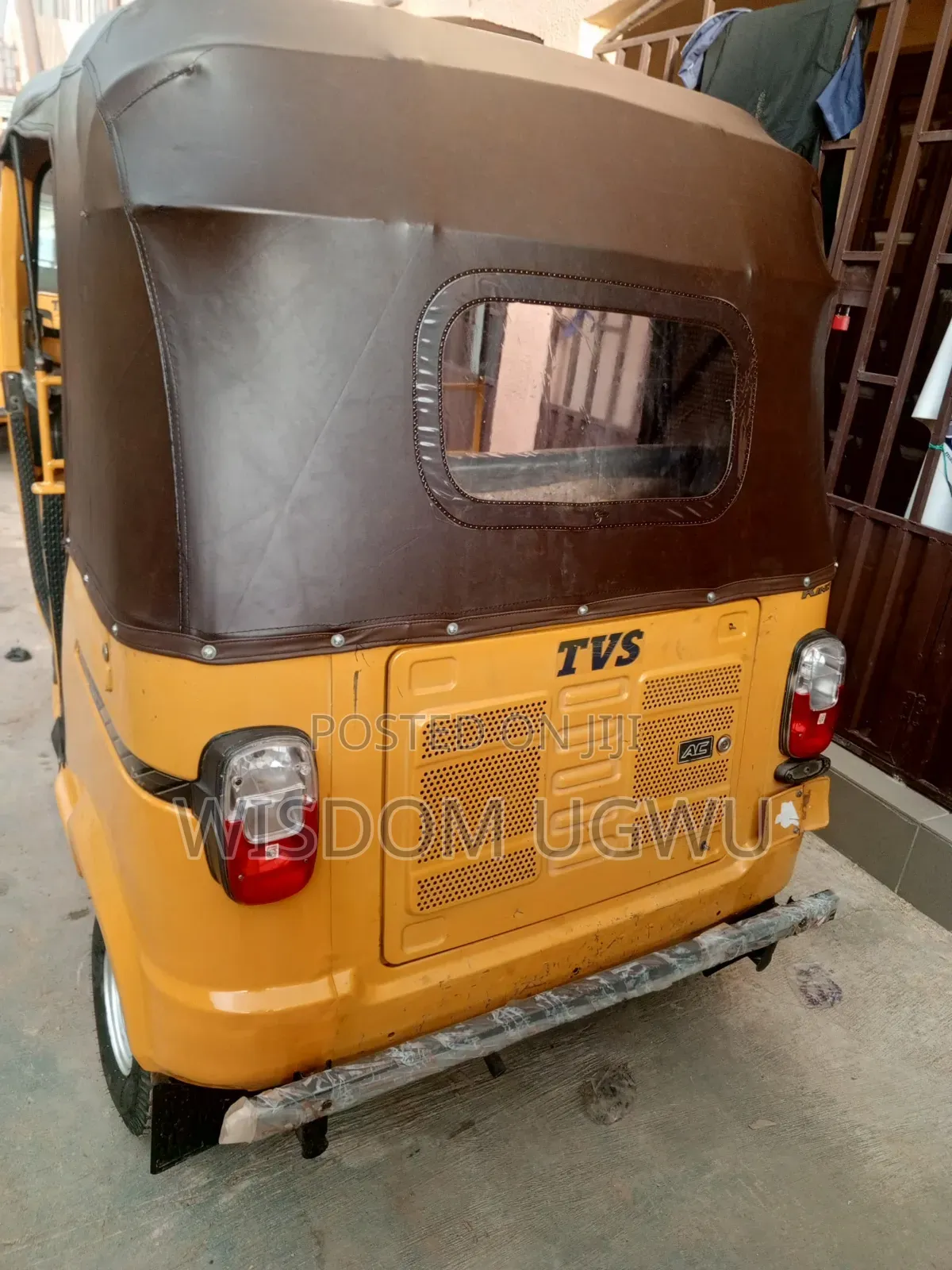TVS King Deluxe Plus iTouch Start 2021 Yellow