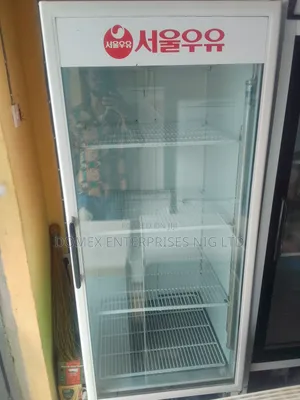 Chiller for Selling of Drinks