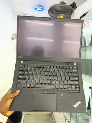 Laptop Lenovo ThinkPad T14 G1 16GB Intel Core i5 SSD 256GB