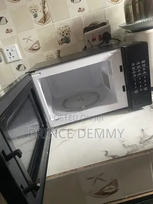 Hisense Microwave