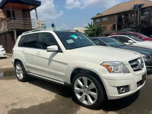 Mercedes-Benz GLK-Class 350 4MATIC 2011 White