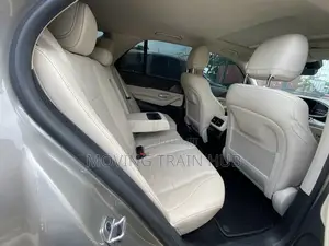 Mercedes-Benz GLE-Class GLE 350 4MATIC 2022 Gold