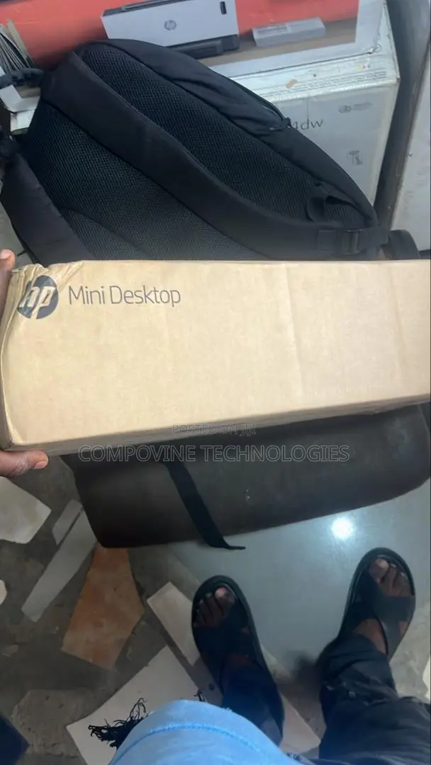 New Desktop Computer HP 8GB Intel Core i3 SSD 256GB