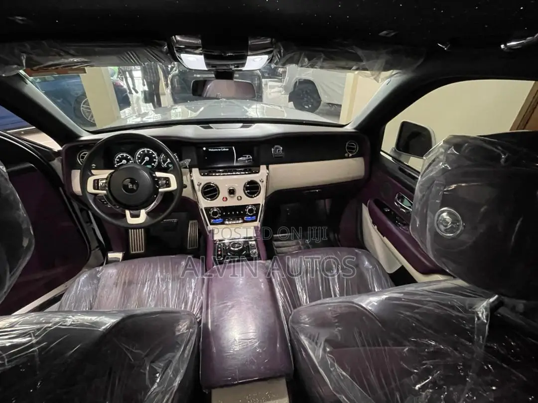 Rolls-Royce Cullinan Base 2022 White