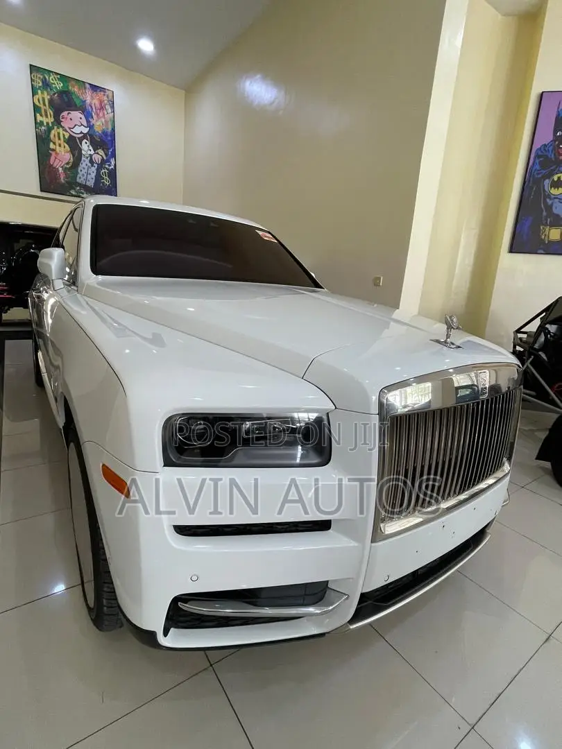 Rolls-Royce Cullinan Base 2022 White