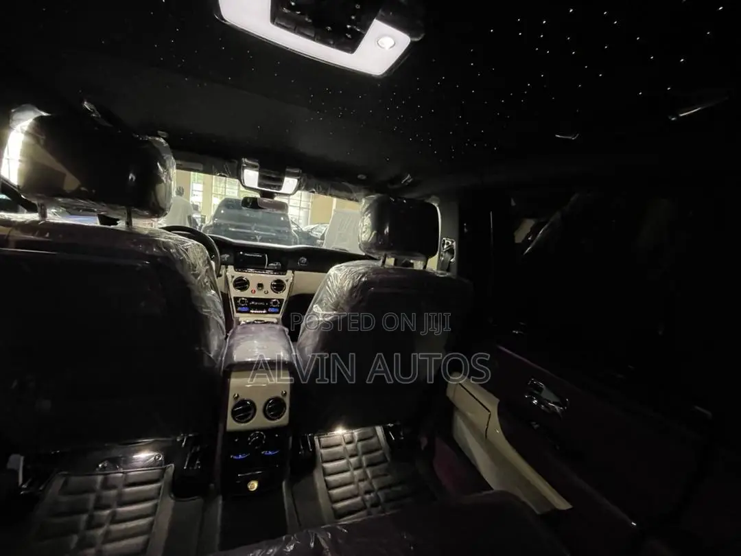 Rolls-Royce Cullinan Base 2022 White