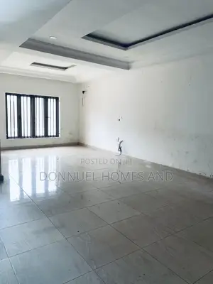 4bdrm Townhouse / Terrace in Ikota for rent