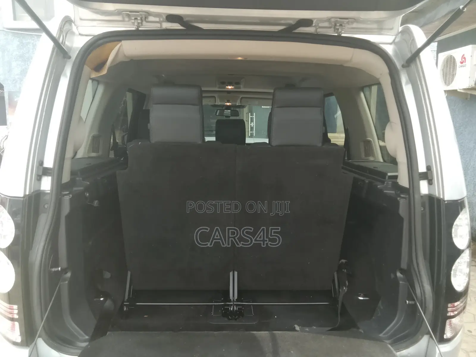 Land Rover Lr4 2016 Silver