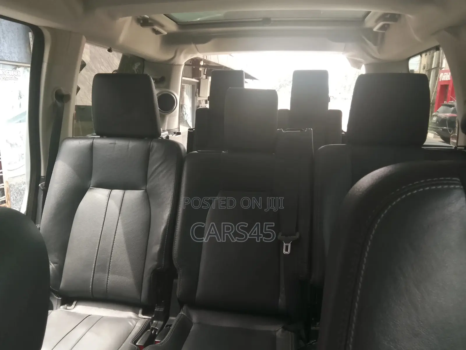Land Rover Lr4 2016 Silver