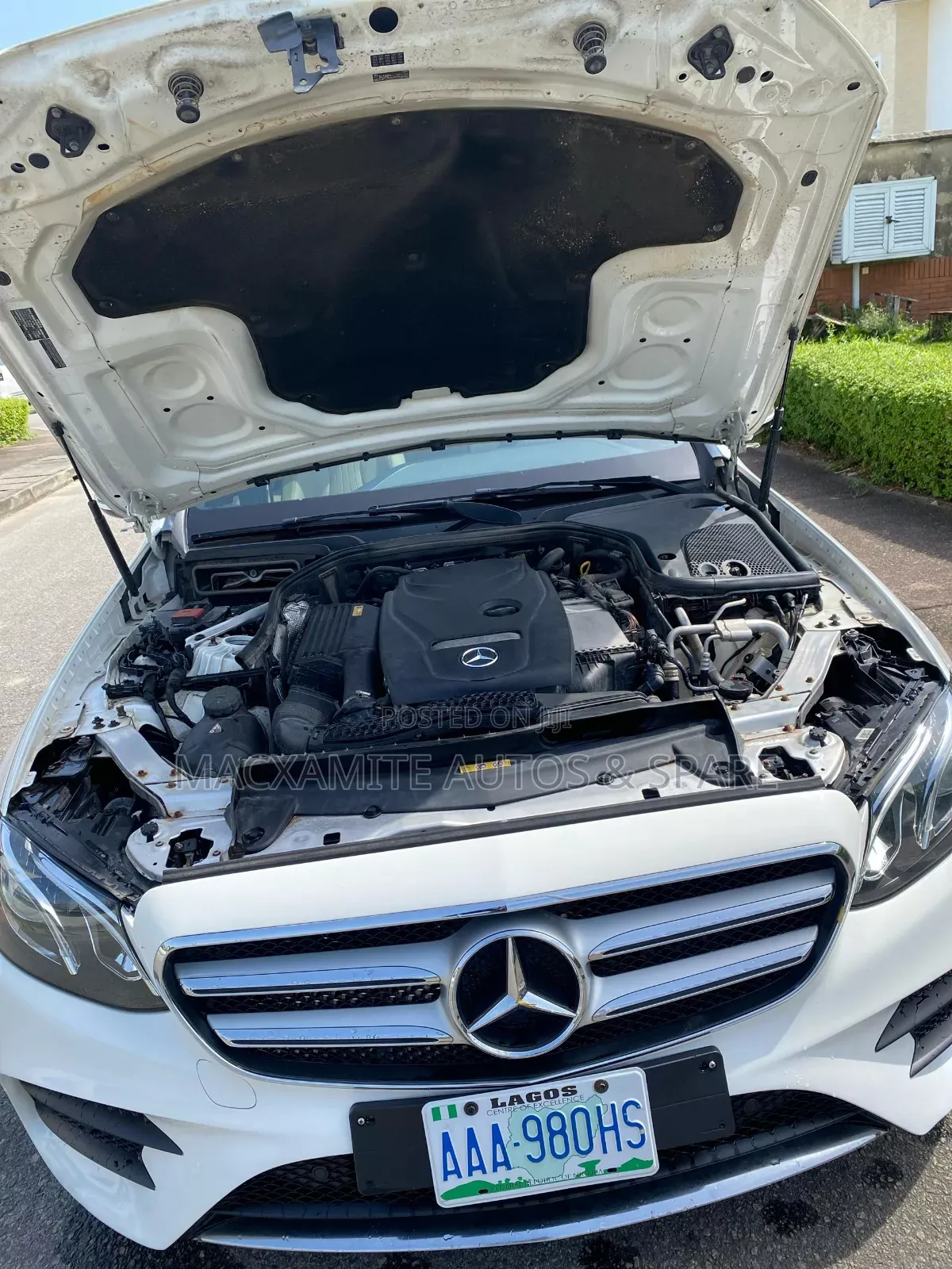 Mercedes-Benz E300 2016 White