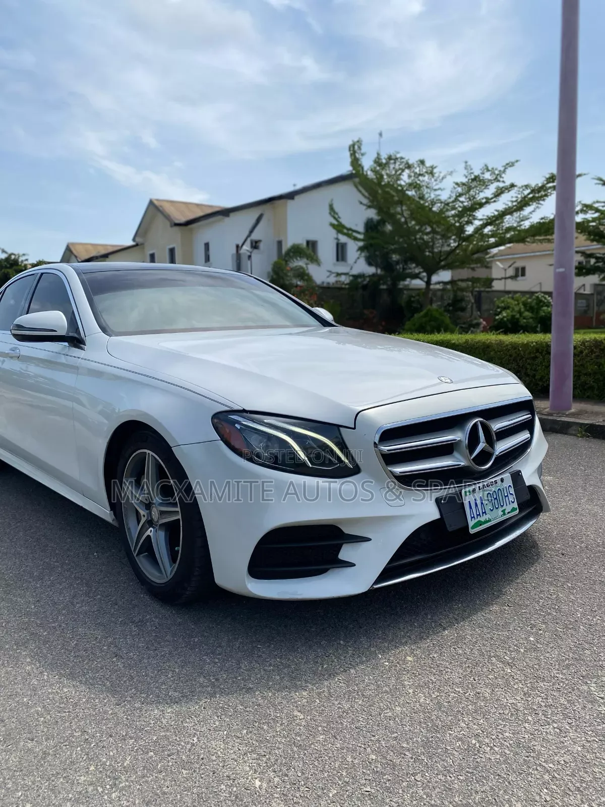 Mercedes-Benz E300 2016 White