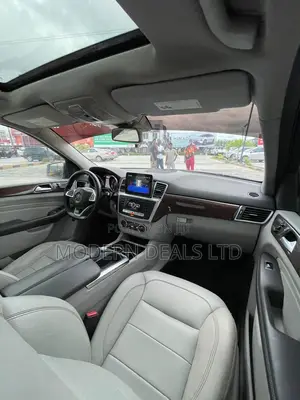 Mercedes-Benz M Class 2012 Gray