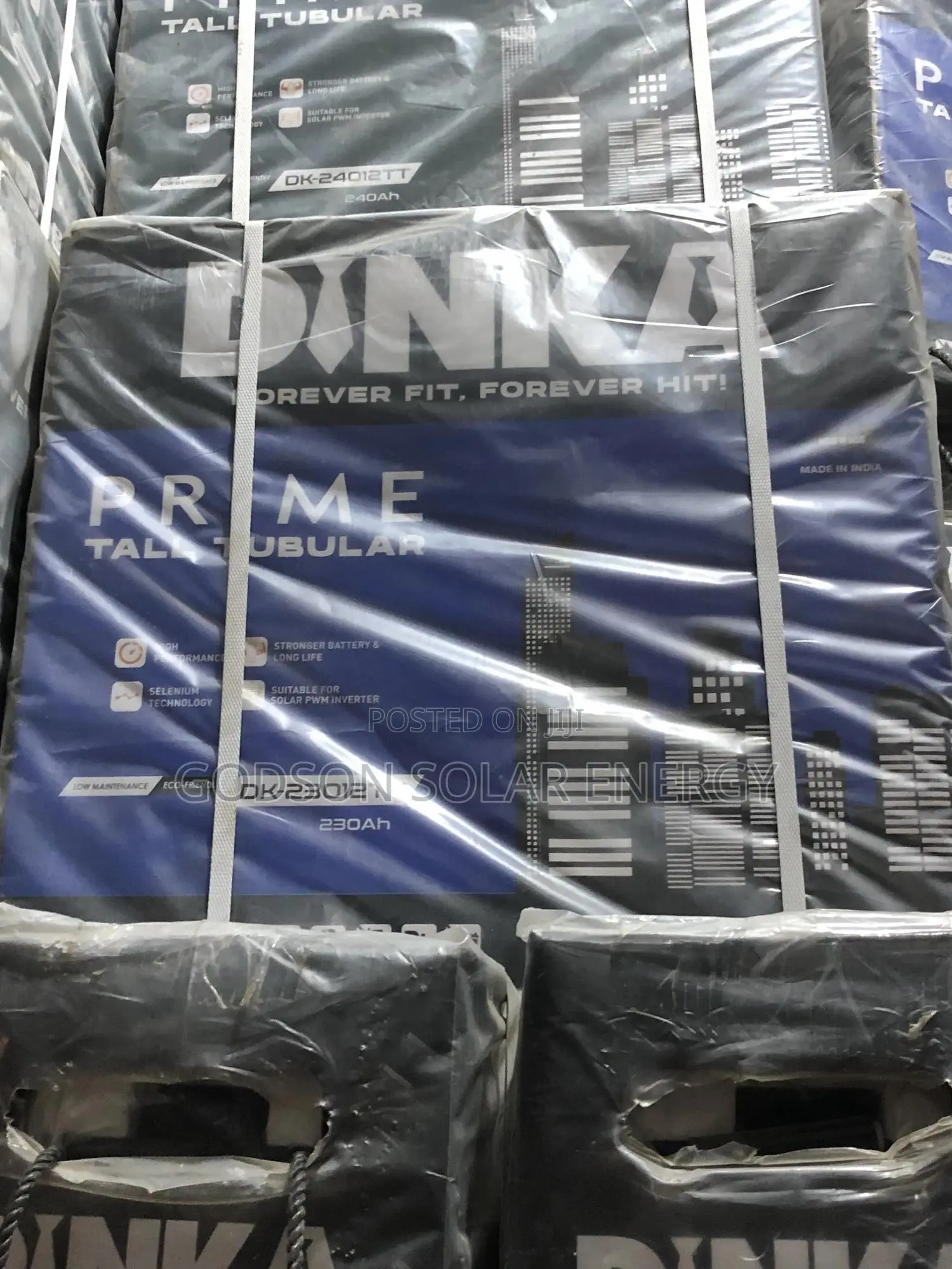 Dinka Solar Battery