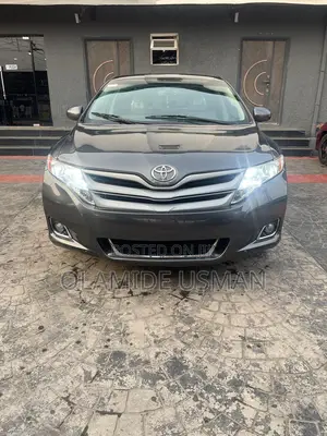 Toyota Venza Limited 2011 Gray